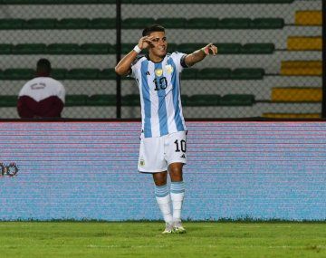 Investigan a Thiago Almada por atropellar a un hombre y no asistirlo