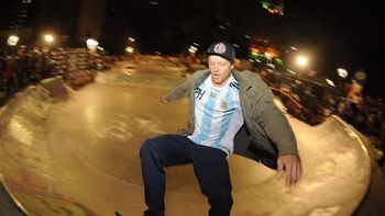el messi del skate deleito a todos durante su paso por argentina el messi del skate deleito a todos durante su paso por argentina