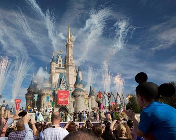 Disney quiere reabrir todos sus parques de Orlando a mediados de julio