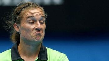 la escalofriante herida de un tenista al arrancar sus entrenamientos la escalofriante herida de un tenista al arrancar sus entrenamientos