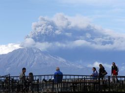 #calbuco: las cenizas del volcan se dirigen hacia rio negro y chubut #calbuco: las cenizas del volcan se dirigen hacia rio negro y chubut
