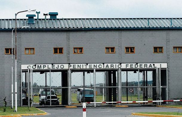 Cárcel de Ezeiza: un preso muerto y tres internados por aparente intoxicación con drogas