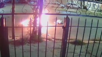 choque frontal de motos lanus termino con una explosion, un muerto y dos heridos choque frontal de motos lanus termino con una explosion, un muerto y dos heridos