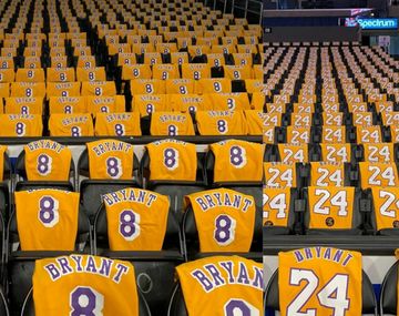 Todos con la 8 y la 24: el estadio de Los Ángeles Lakers se viste de Kobe Bryant
