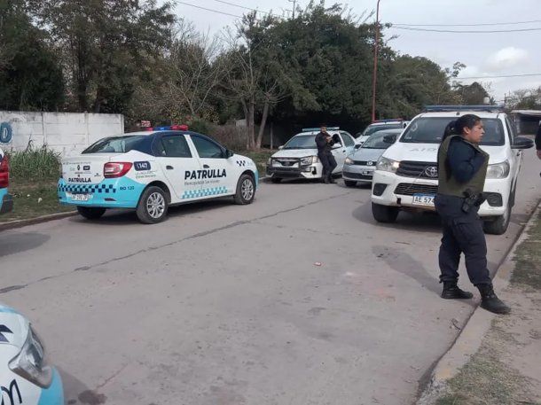 San Vicente: apuñalaron a un chico durante una pelea a la salida del colegio 