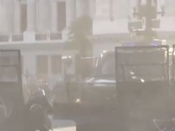 video: graves incidentes en el congreso mientras se trata la reforma laboral video: graves incidentes en el congreso mientras se trata la reforma laboral