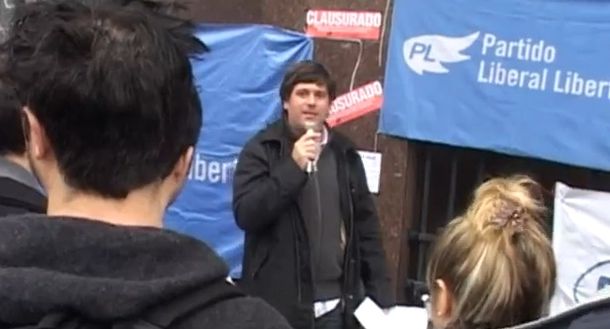 El acto se realizó frente a la AFIP