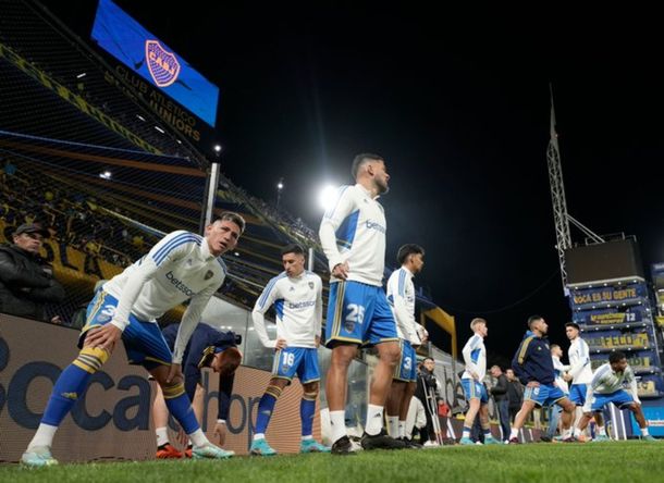 Boca deberá indemnizar a dos hinchas por sufrir lesiones en una avalancha