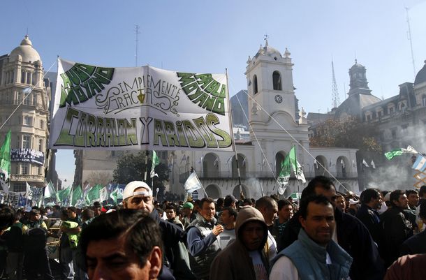 Moyano comparó al Gobierno nacional con una dictadura