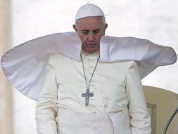 El Vaticano anunció que el papa Francisco visitará Albania