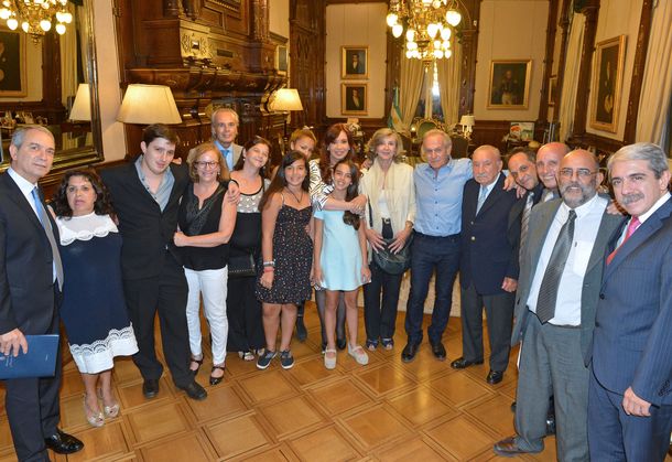 Cristina anunció que desclasificarán los archivos del atentado a la Embajada de Israel