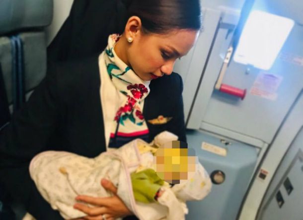 Patrisha Organo alimentó a la bebé de una pasajera durante un vuelo