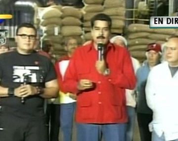 Chávez está consciente y dando batalla