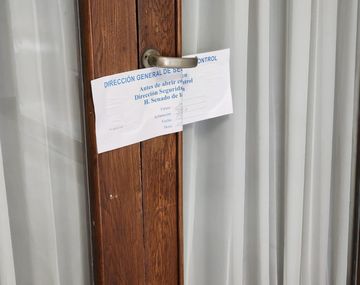 Clausuraron los despachos de Edgardo Kueider en el Senado mientras avanzan los allanamientos