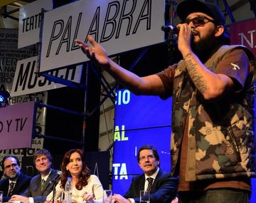 ¿Tanto lío por un poco de hip hop y stand up?