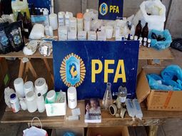 Desmantelan laboratorios que elaboraban dióxido de cloro y lo vendían como producto milagroso