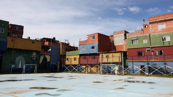 tiroteo en la villa 1-11-14 del bajo flores: dos gendarmes heridos tiroteo en la villa 1-11-14 del bajo flores: dos gendarmes heridos