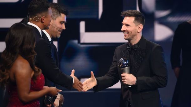 FIFA confirmó la fecha de los premios The Best con Lionel Messi y Dibu Martínez nominados