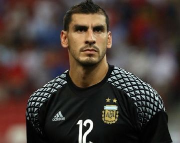 El arquero, muy solidario con su compañero