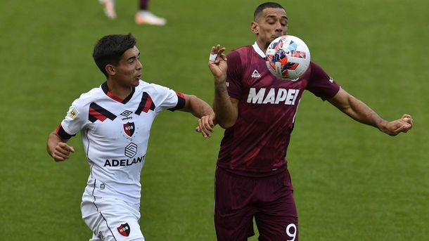 Newells y Lanús chocan en Rosario.
