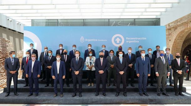 Alberto Fernández se reúne con gobernadores en La Rioja