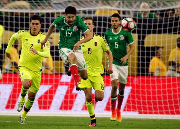 Venezuela empató con México y sería rival de la Argentina