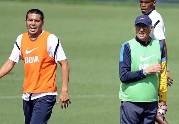 Riquelme se recuperó de una gripe y será titular ante Rafaela