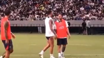 tension en el psg: messi, ramos y un fuerte cruce en el entrenamiento tension en el psg: messi, ramos y un fuerte cruce en el entrenamiento