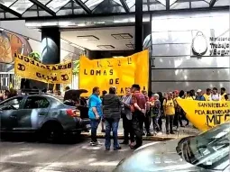 Caos en el Bajo porteño por una protesta de Raúl Castells frente al ministerio de Trabajo