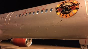 Avión de los Guns N Roses en Rosario Avión de los Guns N Roses en Rosario