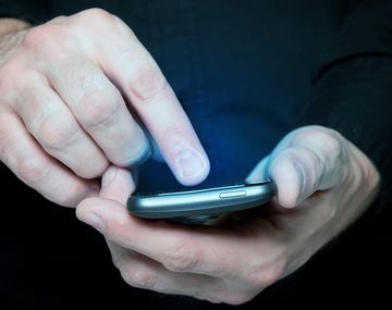 Otro papelón de la justicia uruguaya: un año preso por un SMS fantasma