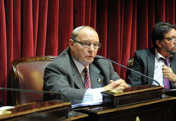 Fein citó al senador que dijo que lo de Nisman fue un crimen pasional