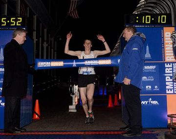 Se realizó la tradicional carrera en las escaleras del Empire State