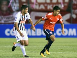 Libertad vence en la ida de la semifinal de la Sudamericana a Independiente por la mínima Libertad vence en la ida de la semifinal de la Sudamericana a Independiente por la mínima