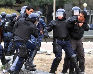 Al menos 26 heridos durante una protesta de estatales