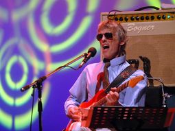 emotivo homenaje al flaco spinetta a un ano de su muerte emotivo homenaje al flaco spinetta a un ano de su muerte