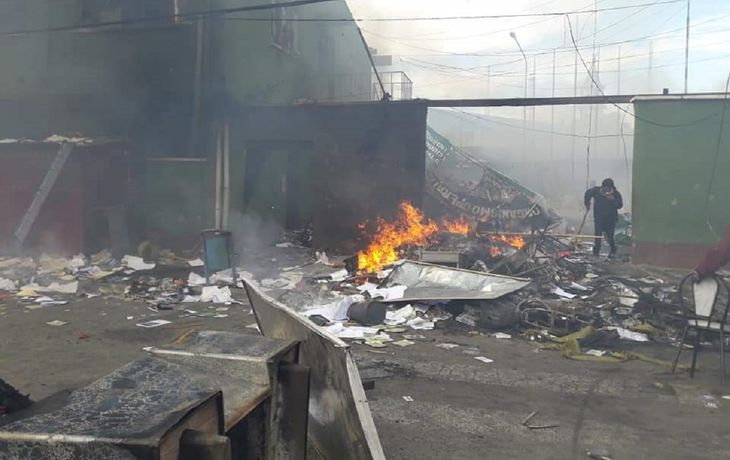 Sin presidente, las Fuerzas Armadas establecen el estado de sitio de facto