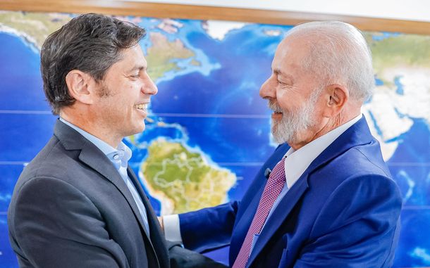 Axel Kicillof se reunió con Lula da Silva en Brasil por una agenda en común