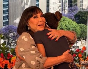 Moria y Cinthia Fernández sellaron la paz en vivo tras días de alta tensión
