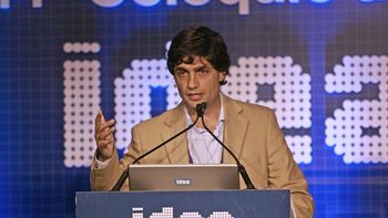 lacunza, por radio 10: la plata para los sueldos no esta en la caja lacunza, por radio 10: la plata para los sueldos no esta en la caja