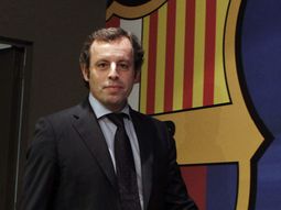 el presidente del barcelona ira a juicio por el pase de neymar y podria renunciar a su cargo el presidente del barcelona ira a juicio por el pase de neymar y podria renunciar a su cargo
