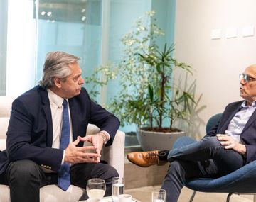 Lo que deberíamos copiar son los 15 años de desarrollo que hizo el Frente Amplio