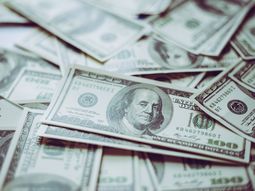 El dólar lleva tres días al alza en Uruguay y los especialistas analizaron su comportamiento de acuerdo al contexto internacional. El dólar lleva tres días al alza en Uruguay y los especialistas analizaron su comportamiento de acuerdo al contexto internacional.