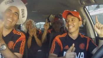 river esta de fiesta: baile, cumbia y una dura cargada a boca river esta de fiesta: baile, cumbia y una dura cargada a boca