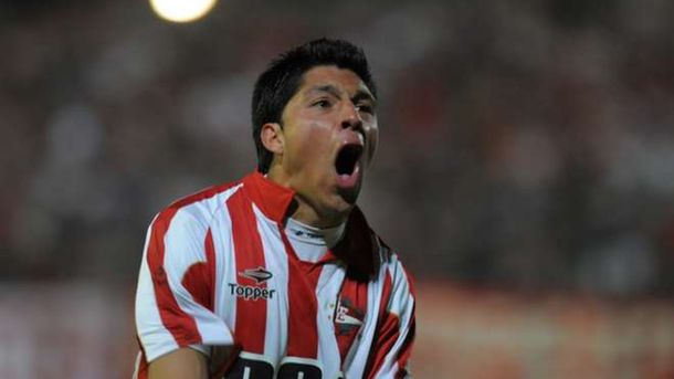 El presidente de Estudiantes le abrió las puertas a Enzo Pérez: Si quiere volver, será bienvenido