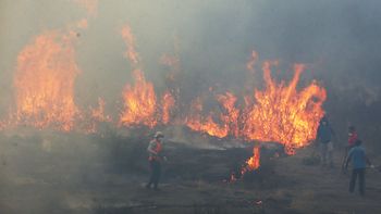 Así están las llamas en varios lugares de Chile Así están las llamas en varios lugares de Chile