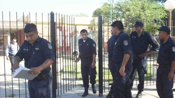 denuncian que una nena fue secuestrada y violada por una banda de payasos denuncian que una nena fue secuestrada y violada por una banda de payasos