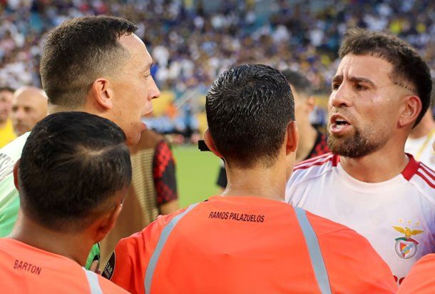 Agustín Marchesín reveló cómo fue su charla con Nicolás Otamendi tras el cruce en Boca-Benfica