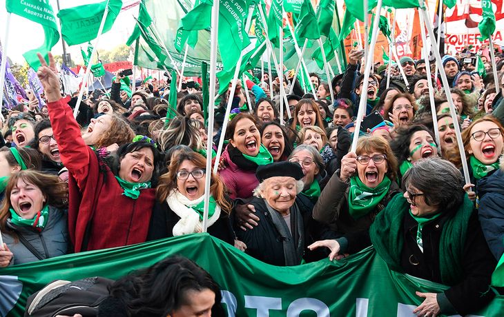 Todo listo para tratar el aborto legal en Senado: cronología del largo debate que se viene