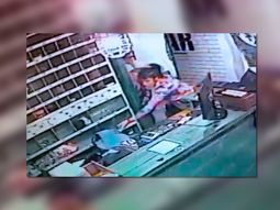 La Plata: una ex policía con domiciliaria le puso la tobillera a su perro y salió a robar